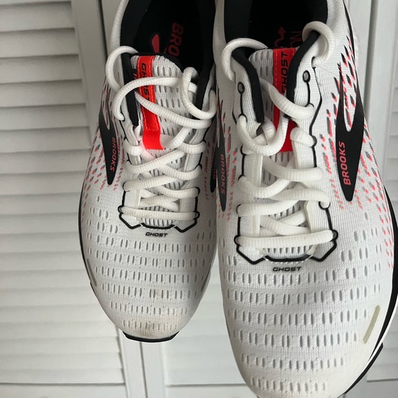 Like New Brooks Ghost Sneakers - Picture 2 of 4